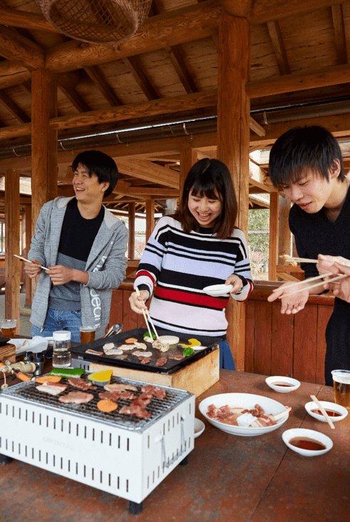 愛車で出かけよう qスポット Vol 02 お野菜収穫体験ができる新感覚のバーベキュー場 ベジq柏あけぼの山農業公園 カーデイズマガジン